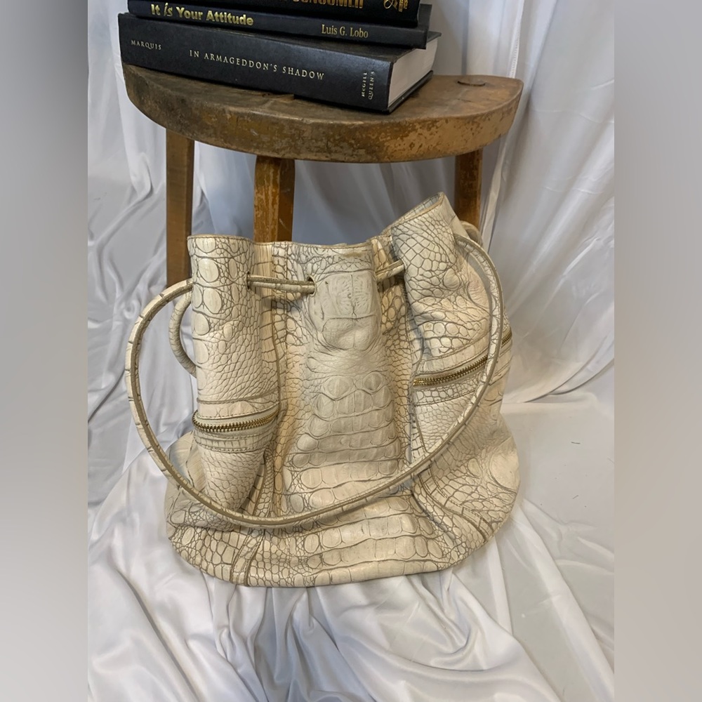 Brahmin Drawstring bag - Picture 4 of 9